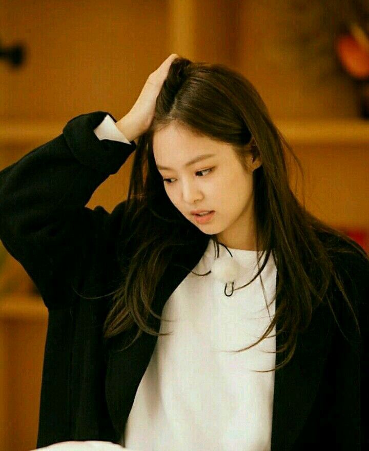 Your destiny is to be mine wholly #fiksipenggemar # Fiksi penggemar # amreading # books # wattpad Blackpink House Jennie, Jennie Blackpink House, Jennie Savage, Blackpink House, Blackpink Memes, Blackpink Members, Jennie Kim Blackpink, Ruby Jane, Jairzinho