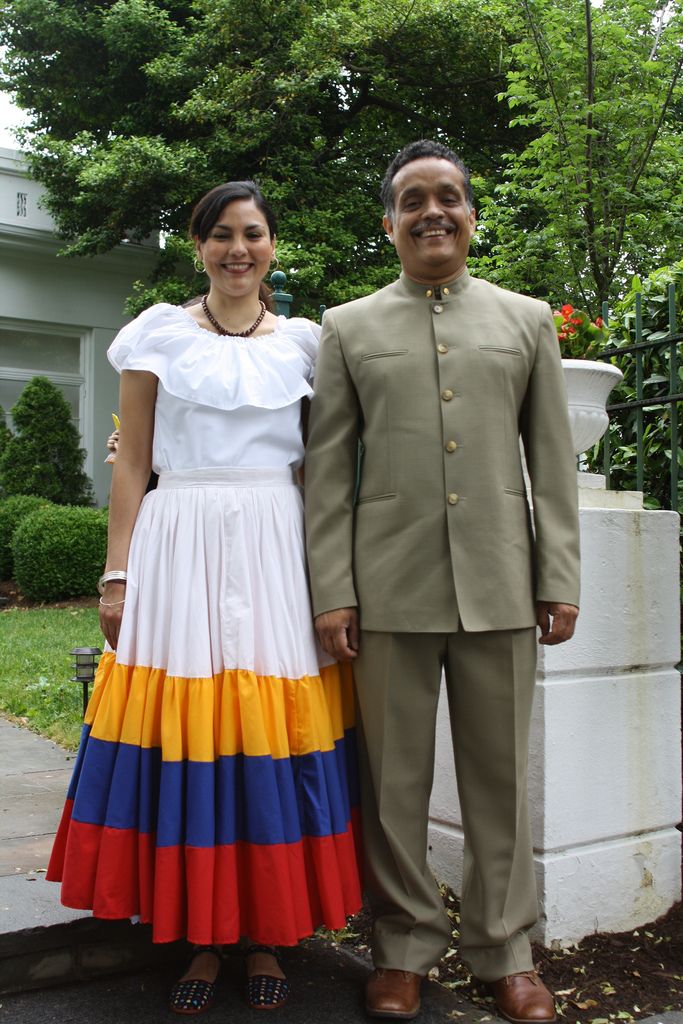 Trajes tradicionales de Venezuela (liqui liqui) / Traditional dress of ...