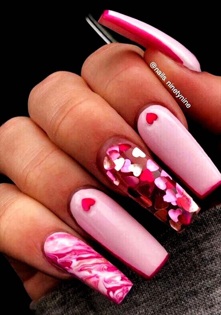 Valentines Nails Designs  Valentines Nails #nails acrylic short 2020 Heart Manicure, Nails With Hearts, Beautiful Manicure, Manicure Nail Designs, Valentine Nail Art, Nail Designs Valentines, Acrylic Coffin, Manicure Nails, Pink Nail