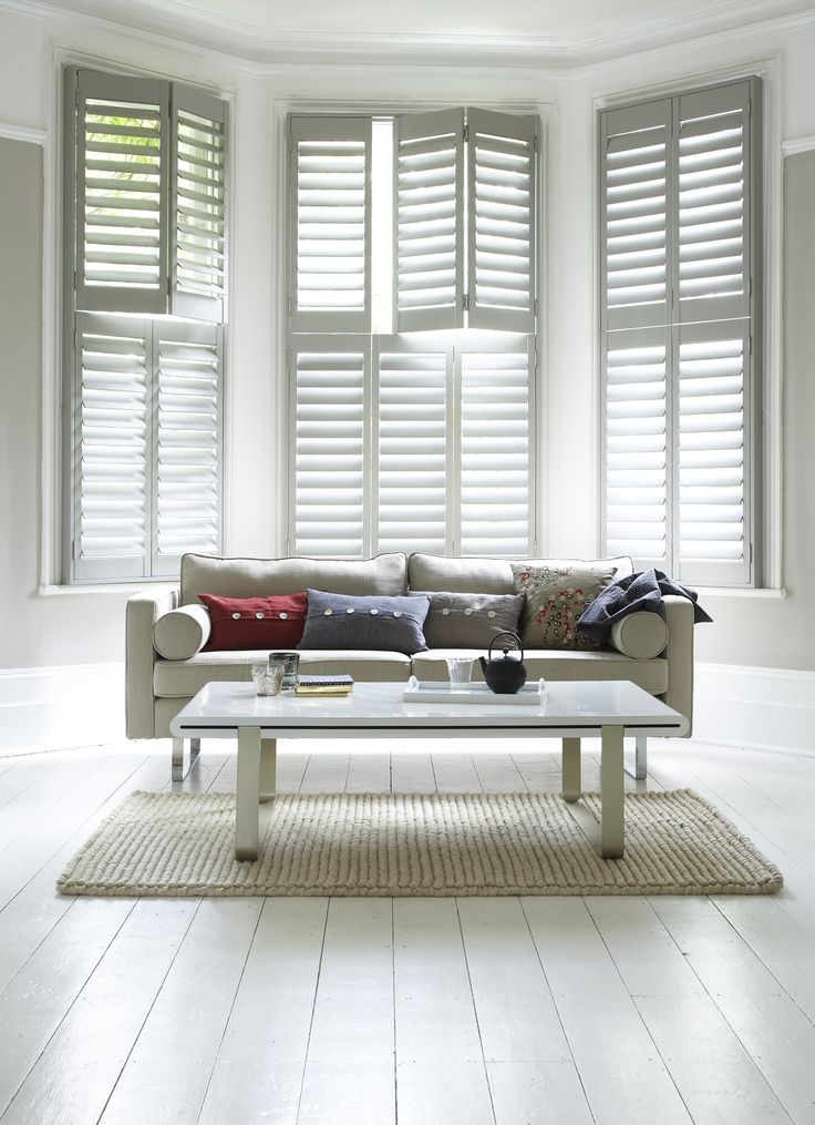 interior shutters Shutters Indoor, Bay Window Shutters, Living Room Shutters, Shutters Living Room, Contemporary Window Treatments, Wooden Window Shutters, Indoor Shutters, Shutter Ideas, Window Furnishings