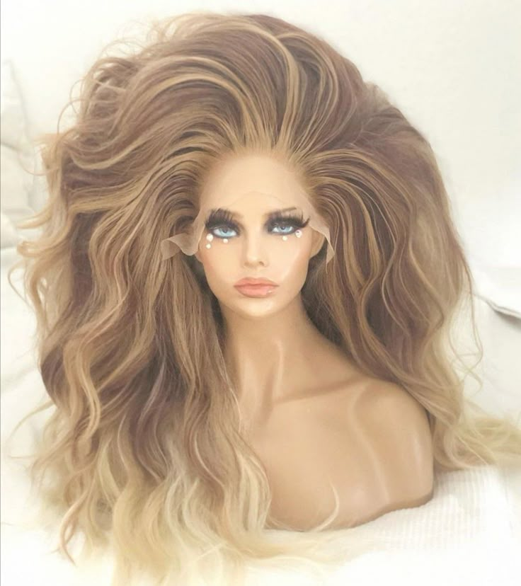 70s Wigs For Women, Drag Hairstyles, 80s Style Icons, Hair Color Levels, Addams Family Thing, Wig Styling Ideas, Light Ash Blonde Hair, Drag Queen Wigs, Drag Hair