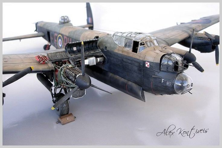 Polish squadron, RAF Lancaster model. Avro Shackleton, Model Ship Building, Wwii Plane, Military Modelling, Military Diorama, Wwii Aircraft, Vintage Aircraft, Model Planes, Model Aircraft