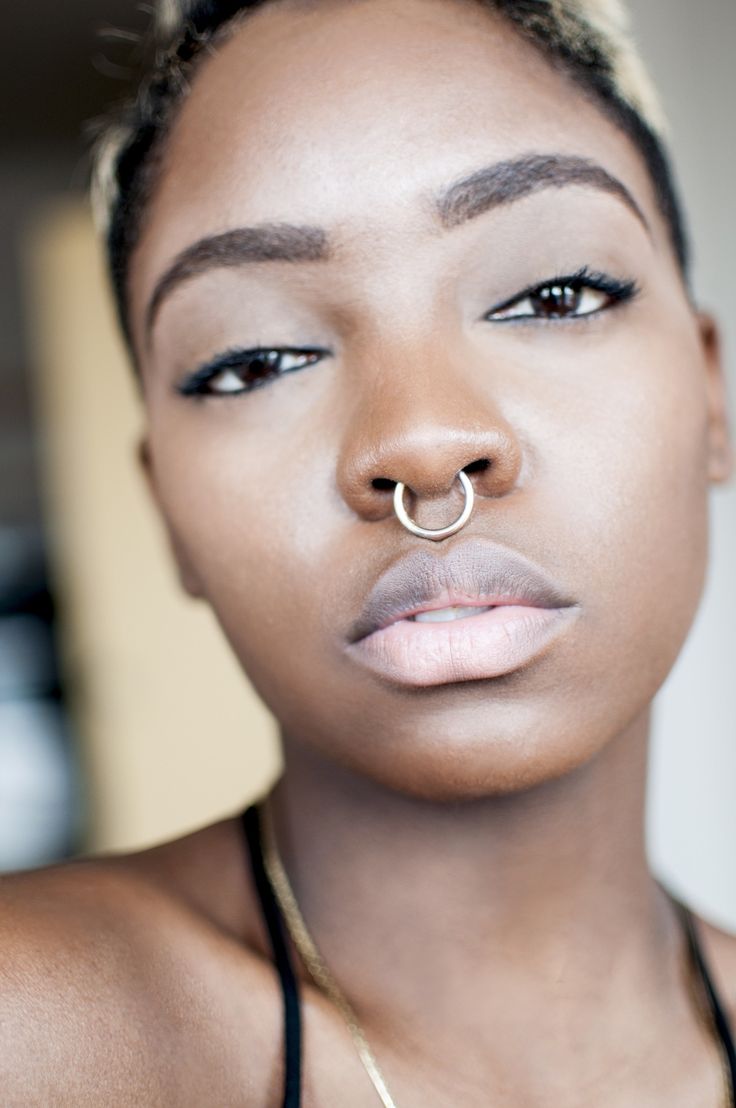 606404244248f8a982c3d931133343c1--bull-nose-ring-pierced-girls.jpg