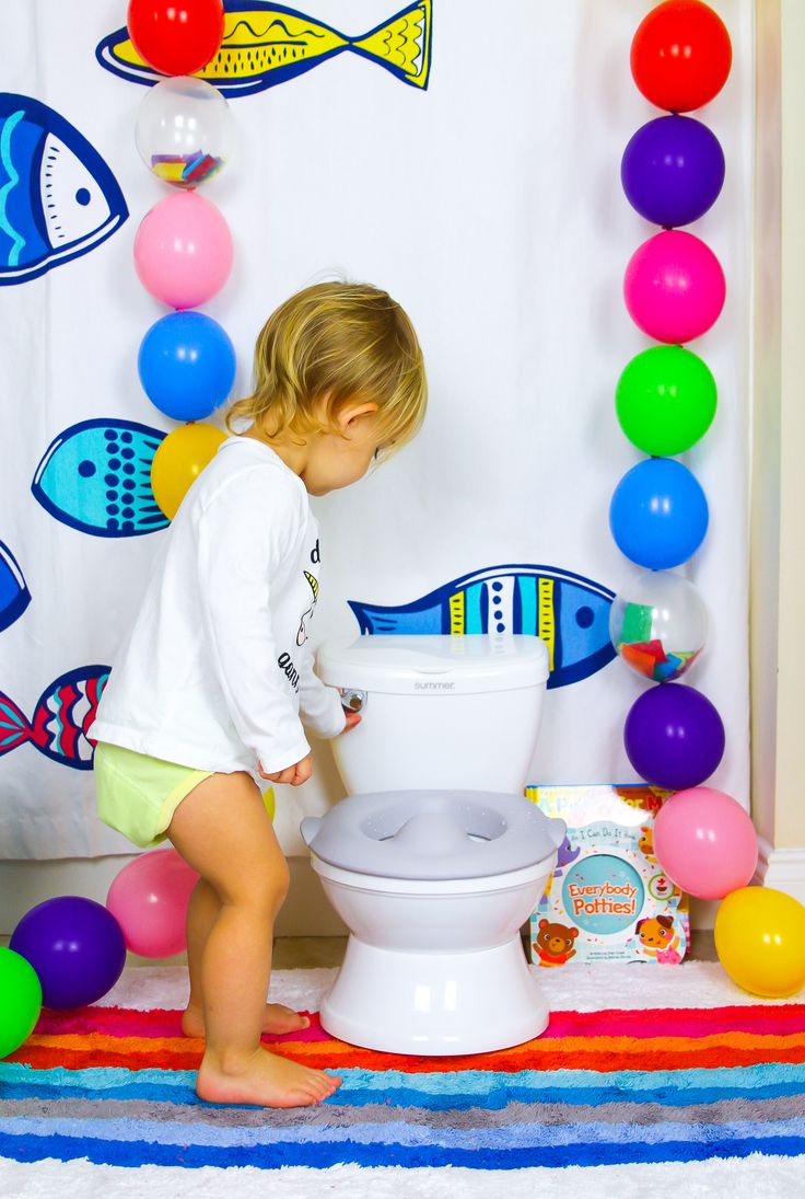 Potty Training Chronicles Potty Training Help, Set Up Ideas, Potty Train, Potty Training Tips, Baby Sleep Problems, Parenting Toddlers, Baby Arrival, Baby Tips, Toilet Training