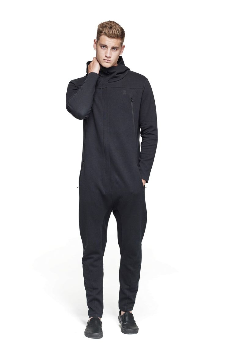 Drift Jumpsuit Black Jim Cummings, Men Jumpsuit, Sports Clothes, Jumpsuit Men, Tech Pack, Tuxedo Jacket, Black Features, Jumpsuit Black, Meus Pins