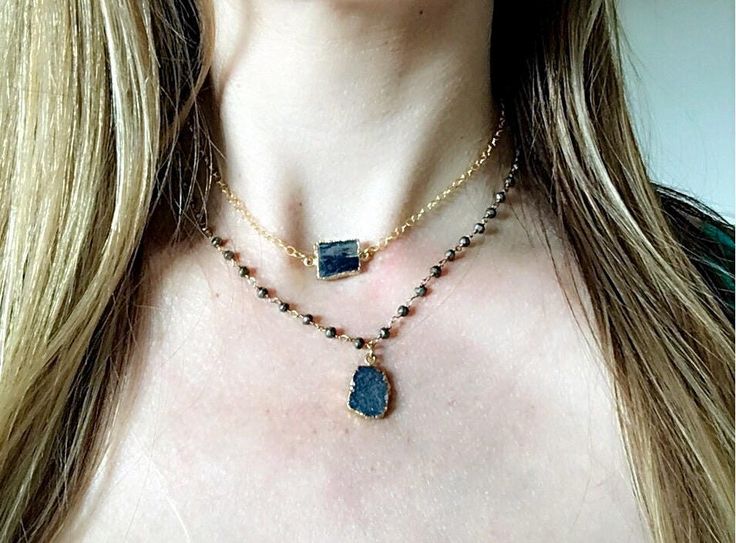 Kyanite aligns and balances all chakras. It can remove energy blockage. Blue kyanite  is associated with throat chakra and can boost meditation. Energy Blockage, Layered Necklaces Boho, Necklace Bridal, Bridal Gift, Blue Kyanite, Feb 5, Throat Chakra, Necklace Boho, Layering Necklace