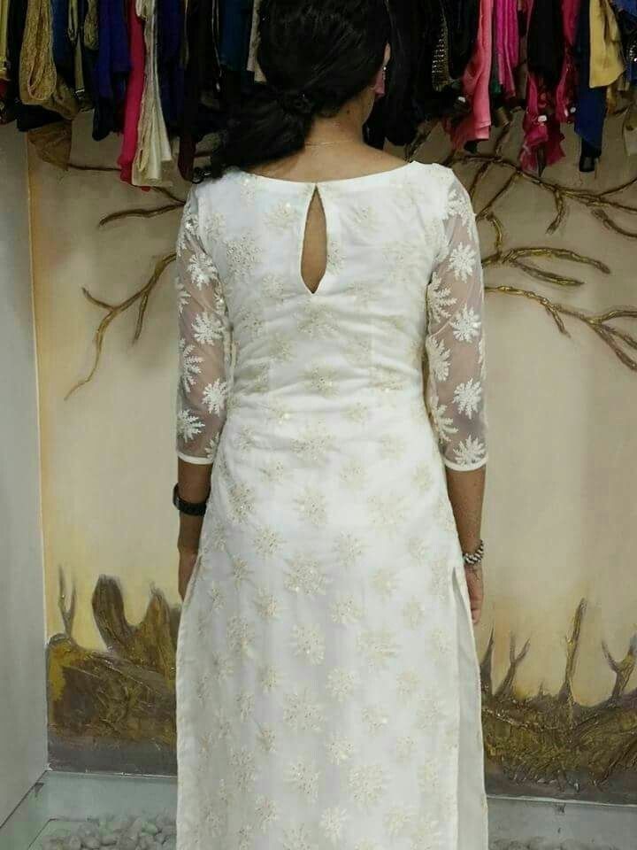 Churidhar Designs Neck, New Churidhar Designs, Off White Churidar Designs, White Kurthi Ideas, White Churidar Designs, White Kurti Designs, Chudidhar Designs, Salwar Neck Designs, Churidar Neck Designs