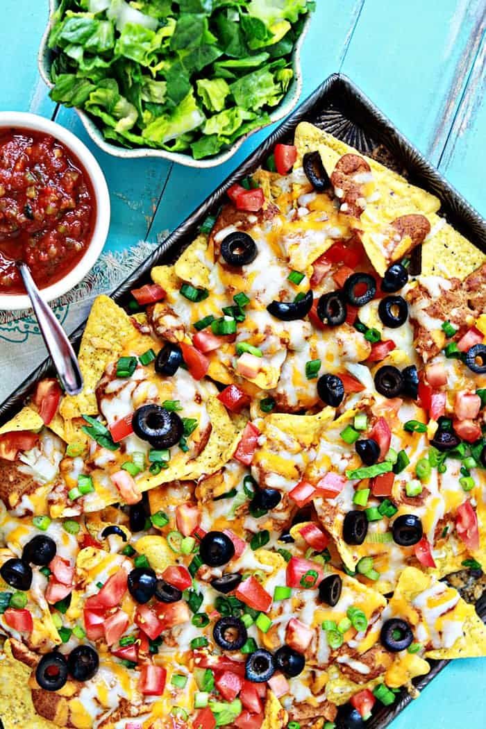 How to Make Nachos: Ultimate Easy Nachos Recipe for the Super Bowl ...