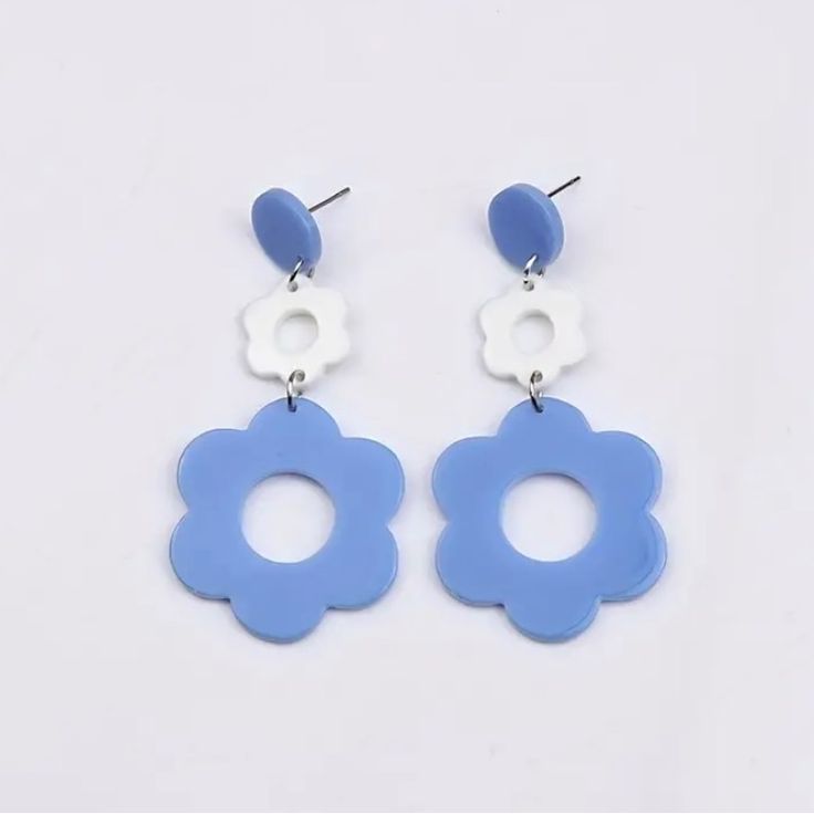 Blue Acrylic Hollow Flower Dangle Earrings Expertly Crafted, These Blue Acrylic Hollow Flower Dangle Earrings Exude Cuteness And Charm. Delicately Designed, They Are Perfect For Adding A Touch Of Playfulness To Any Outfit. Made Of High-Quality Acrylic, These Earrings Are Lightweight And Comfortable To Wear All Day Long. A Must-Have Accessory For Any Fashion-Forward Individual. Trendy Blue Flower Earrings, Blue Flower Charm Drop Earrings, Blue Flower Charm Earrings, Blue Flower Shaped Earrings For Summer, Blue Flower-shaped Summer Earrings, Blue Earrings With Flower Charm For Spring, Blue Flower Charm Earrings For Spring, Blue Spring Earrings For Pierced Ears, Trendy Blue Earrings For Spring