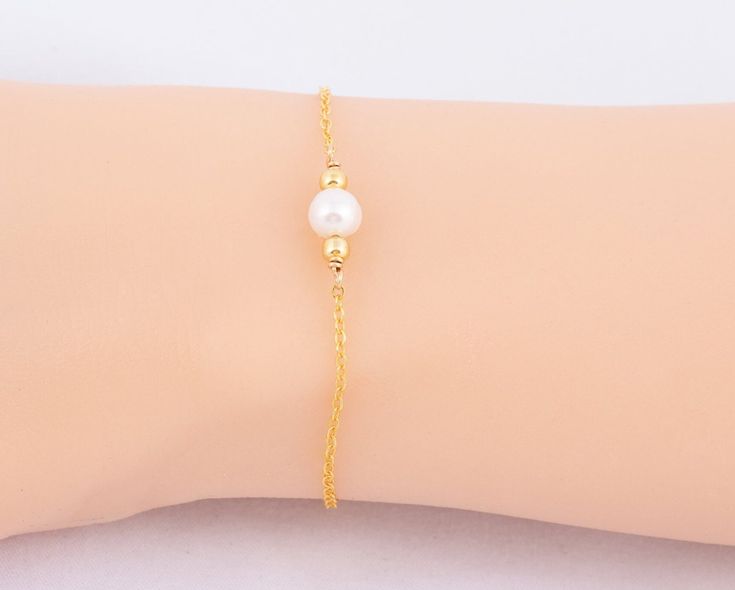 Bracelet comes with gift box and anti-tarnish polishing cloth :) Free magnetic gift box with ribbon. Ideal for gift giving! Please visit our other birthstone and pearl bracelets: https://www.etsy.com/au/shop/Luziecraftsaustralia?ref=seller-platform-mcnav&section_id=34029671 Please visit our birthstone and pearl necklaces: https://www.etsy.com/au/shop/Luziecraftsaustralia?ref=seller-platform-mcnav&section_id=34026966 Please visit our birthstone and pearl earrings: https://www.etsy.com/au/shop/Luz Elegant Charm Bracelet With Extender As Gift, Elegant White Bracelet As A Gift, Elegant White Bracelet Suitable For Gifts, Adjustable Pearl Bracelet As A Gift, Dainty Pearl Bracelet Gift With Extender, Dainty Pearl Bracelet With Extender As Gift, Gold Hypoallergenic Bracelets As Gift, Gold Hypoallergenic Bracelets For Gifts, White Charm Bracelet With Extender As Gift