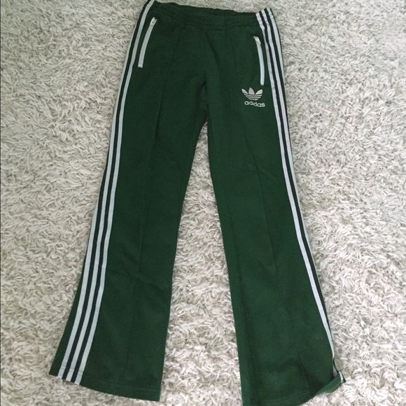 Adidas Green Track Pants w/White Stripes Classic drawstring pants from Adidas with 2 zip pockets adidas Pants Track Pants & Joggers Green Track Pants, White Track Pants, Striped Sweatpants, Adidas Pants, Drawstring Pants, Green Stripes, Adidas Women, Track Pants, White Stripe