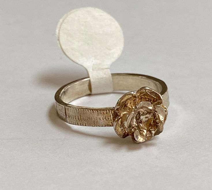 Welcome to Gold Knox Beautiful vintage 925 sterling silver women's rose ring. Great for everyday wear. Details below: Material 925 Sterling Silver Ring Size 6 3/4 US This would make great addition to your jewelry collection. Thank you for looking PLEASE, BE SURE TO VIEW THE PICTURES CAREFULLY AND CLOSELY AS IT IS THE EXACT ITEM YOU ARE BUYING. Gold Knox Jewelry opened its storefront in Pasadena, CA in 2011, since then we do our BEST to serve our communities. A few years later we opened our onlin Silver Rose Ring, Buying Gold, Rose Ring, Women Rising, Silver Roses, 925 Sterling Silver Ring, Sterling Silver Ring, Statement Rings, Silver Ring