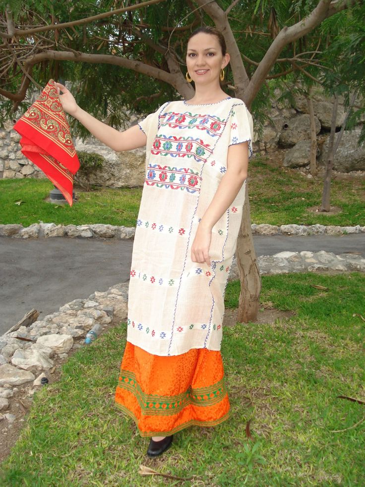 Guerrero Amuzgo Beautiful Mexico, Puerto Rico Vacation, Mexican Textiles, Dancer Costume, Mexican Outfit, Folk Dresses, Mexican Culture, Mexican Style, Folk Costume