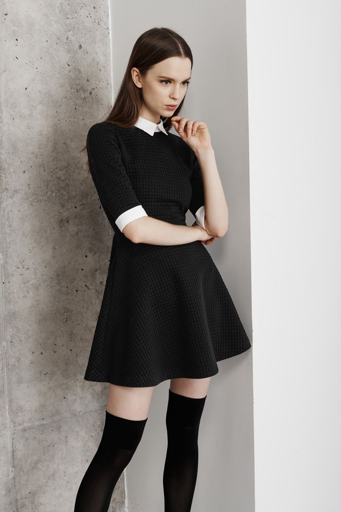 French girl chic... non? The Addams Family Aesthetic, Addams Family Aesthetic, Peter Pan Dress, Family Aesthetic, French Girl Chic, The Addams Family, Wear To Work Dress, Peter Pan Collar Dress, Resort Dresses