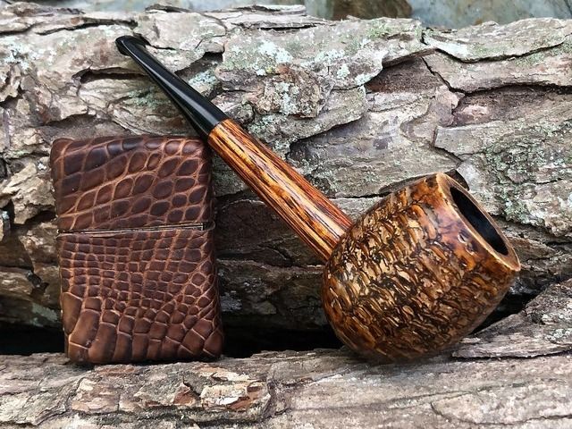 Dugout Pipe, Corn Cob Pipe, Briar Pipe, Manly Things, Wooden Pipe, Wooden Sculptures, Corn Cob, Pipes And Cigars, Corn On Cob