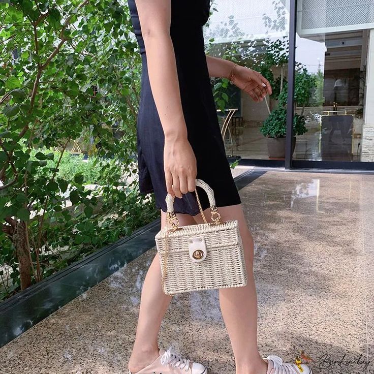 Bird in Bag - Straw bags women's bags new casual simple handheld chain shoulder crossbody bag new Square Handbag, Catalog Bag, Straw Bags, Bag Dress, Bird In Bag, Lady Dior Bag, Brunei, Women's Bags, Ghana