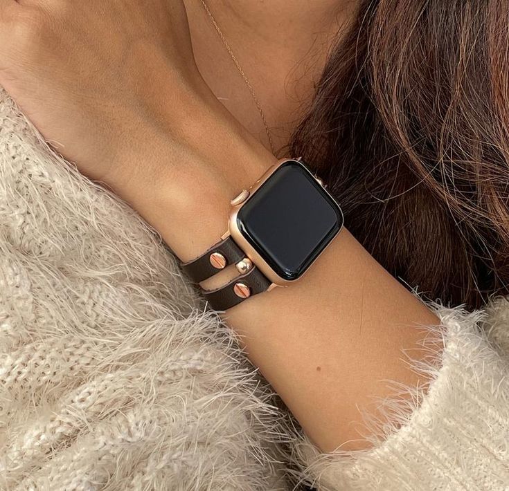 Italian Leather Apple Watch Band 38mm 40mm 42mm 44mm Rose Gold | Etsy Feminine Apple Watch Bands, Apple Watch Wristbands, Apple Watch Bands Women, Apple Watch Leather, Apple Watch Leather Strap, Rose Gold Apple Watch, Apple Watch Bracelets, Leather Apple Watch Band, Gold Apple Watch