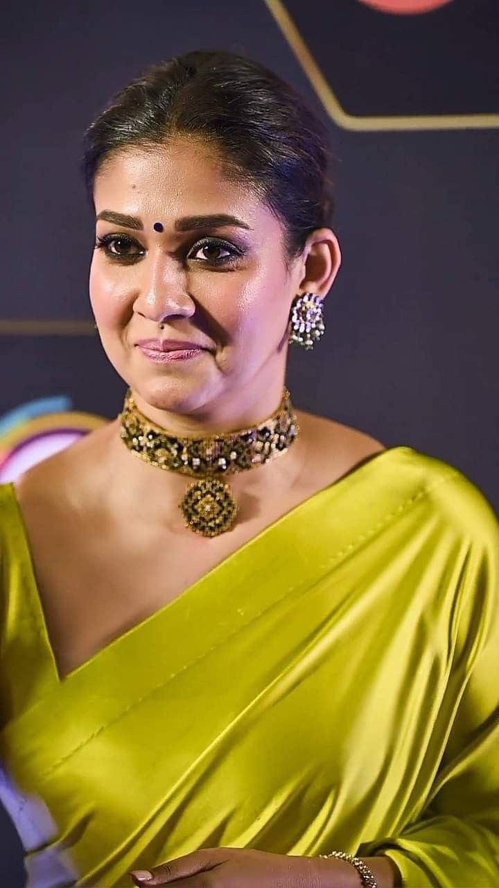 Pin by Fatima Sultana on Nayanthara in 2024 | Beautiful women videos ...