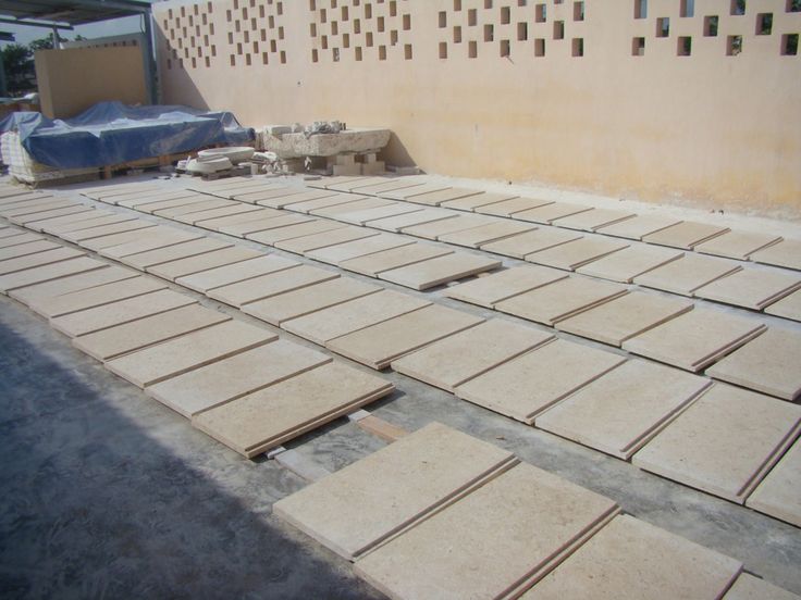 the floor is laid out and ready to be poured into the building's foundation