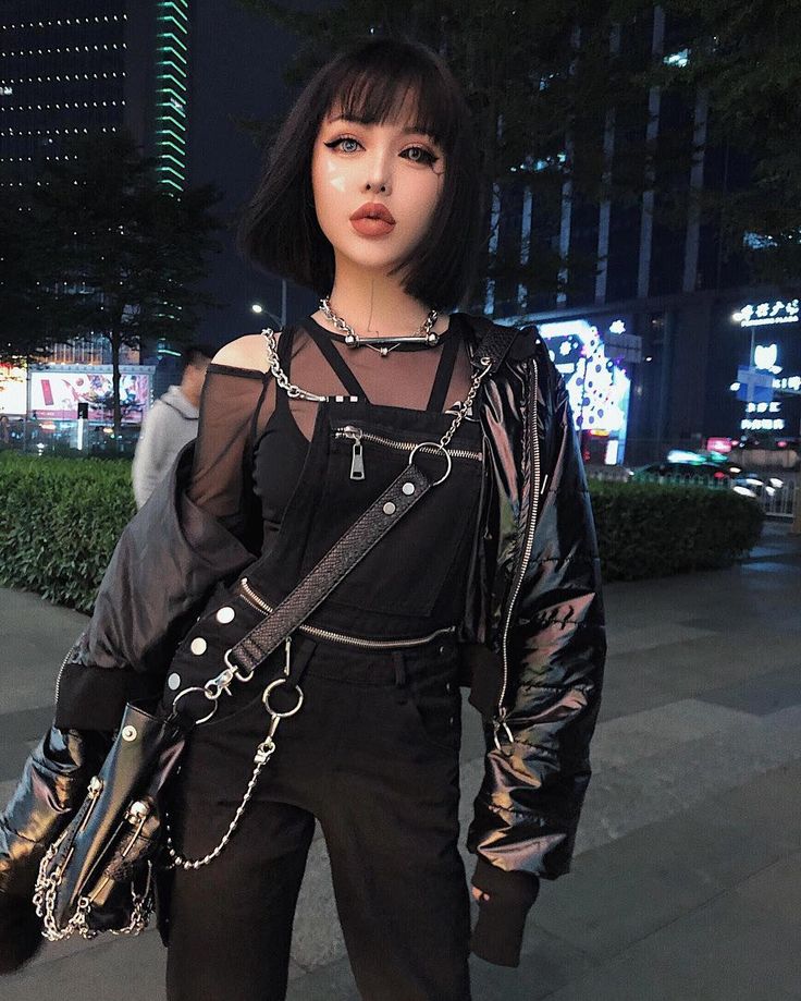 edgy womens fashion that is amazing... 266636  #edgywomensfashion Edgy Girl Outfits, Edgy Womens Fashion, Styl Goth, Moda Ulzzang, Styl Grunge, Edgy Woman, Edgy Girls, Goth Outfit, Women Fashion Edgy