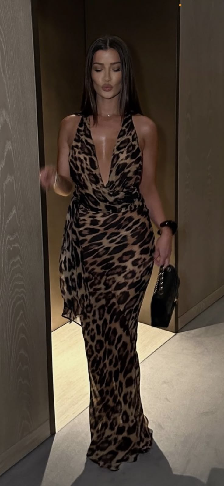 Printed Dress Outfit, Cheetah Dress, Cheetah Print Dress, Looks Party, Looks Street Style, Leopard Dress, Night Out Outfit, Leopard Print Dress, Looks Chic