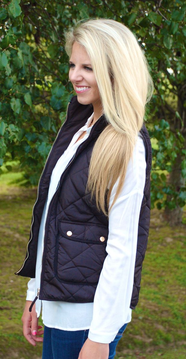 Quilted Equestrian Vest - Black Vest Fall Outfits, Quilted Vest Outfit, Quilt Vest, Vest Outfits For Women, Riding Outfits, Fall Outfits For Women, Horse Riding Clothes, Fall Vest, Viking Woman