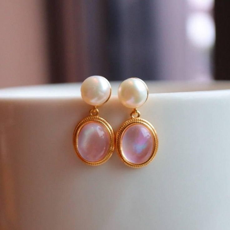 Pink Natural Crystal Mother of Pearls Earrings Gold Vermeil #pearls #luxuryjewelry #pearlstyle #pearlearrings #pearlshell #vintagejewelrylovers #baroquepearls #leatherandpearls #pearlstrand #pearlstuds Fine Jewelry Pink Gemstone Earrings, Exquisite Pearl Earrings Gift, Exquisite Pearl Gemstone Earrings As Gift, Delicate Pink Pearl Earrings As Gift, Exquisite Gemstone Pearl Earrings As Gift, Delicate Pink Pearl Earrings For Gift, Exquisite Gemstone Pearl Earrings For Gift, Elegant Pink Gold Plated Jewelry, Feminine Gold Round Pearl Earrings