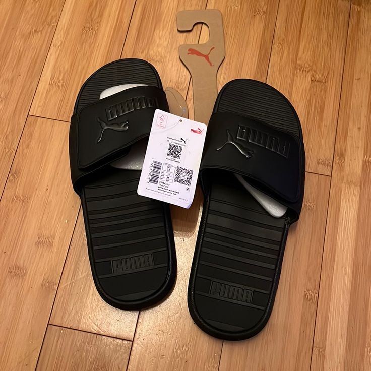 Nwt Puma Cool Cat Slides Mens 12 Keep It Casual In The Cool Cat Sport Slides. With A Comfortable Textured Foot Bed And Adjustable Puma Slides For Men, Puma Flip Flops, Puma Slippers, Puma Sandals, Puma Slides, Crocs Slides, White Slides Sandals, Slippers Outfit, Men Slides