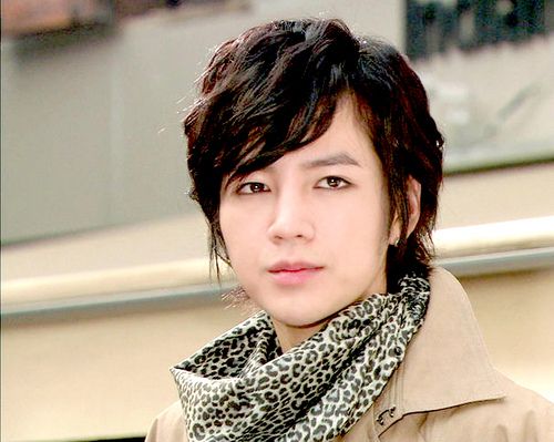 Jang Geun Suk as Hwang Tae Kyung in You're Beautiful - Been rewatching the series again. It never gets old. Jang Geun Suk, Jang Keun Suk, Park Shin Hye, Korean Drama Best, Korean Star, You're Beautiful, Korean Celebrities, Korean Men, Asian Style