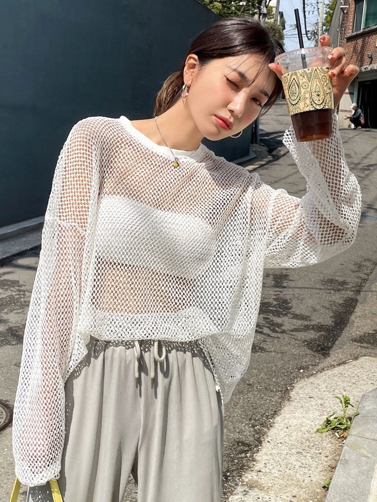 DAZY Hollow Out Drop Shoulder Top Without Bra | SHEIN USA Bra Top Outfit, Super Cropped Sweater, Vintage Photo Editing, Top Summer Outfits, 90s Runway Fashion, Korean Outfit Street Styles, Drop Shoulder Top, Without Bra, Net Top