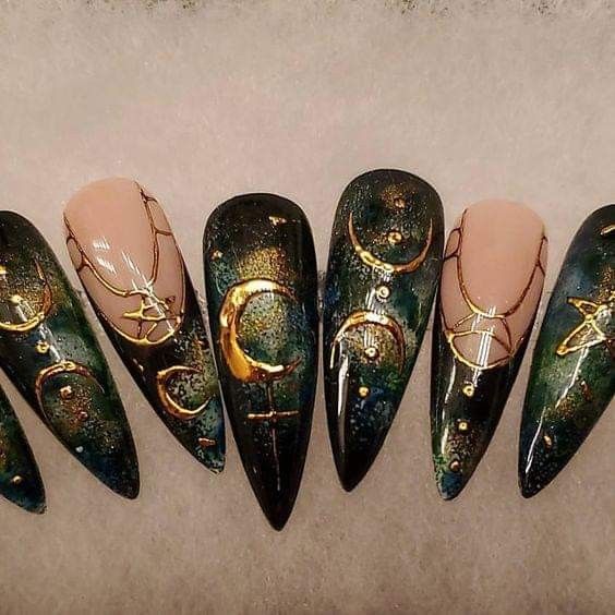 Nails Witchy, Witch Nails, Witchy Nails, Gothic Nails, Edgy Nails, Goth Nails, Acrylic Press On Nails, Painted Nail Art, Press Ons