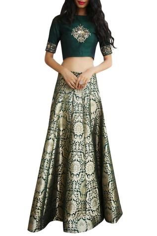 Shop for Ranian Green Zari Brocade Kalidar Lehenga Set. for Women Online at Aza Fashions Crop Top Outfits Indian, Orang India, Indian Wedding Lehenga, Brocade Skirt, Wedding Ready, Choli Blouse, Indian Outfits Lehenga, Lehnga Dress, Sarees Banarasi