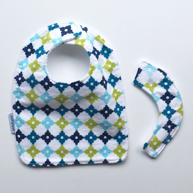 Baby Bibs – Blue Diamonds  $14.00 Bibs that babies love  StitchGirl loves to see babies smile! The handmade baby bibs are extra soft for baby’s comfort, made from tender cotton flannel and are easy to clean. Additional features include rounded velcro to avoid scratches. This particular sample has a soothing Blue Diamonds design. Blue Diamonds, Baby Smiles, Diamond Design, Handmade Baby, Cotton Flannel, Blue Diamond, Baby Bibs, Bibs, Baby Gift