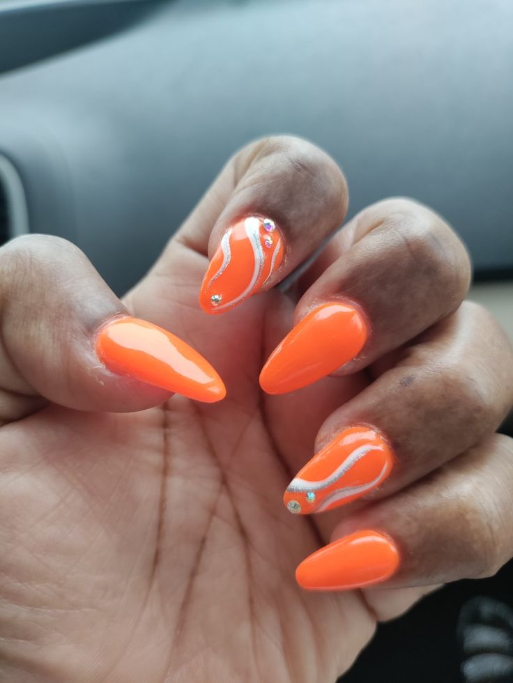 Almond shaped nails #latest nail trends #fashion nails Orange Trendy Nails, Almond Shaped, Trendy Nails, Short Nails, Almond, Orange, Nails, Beauty