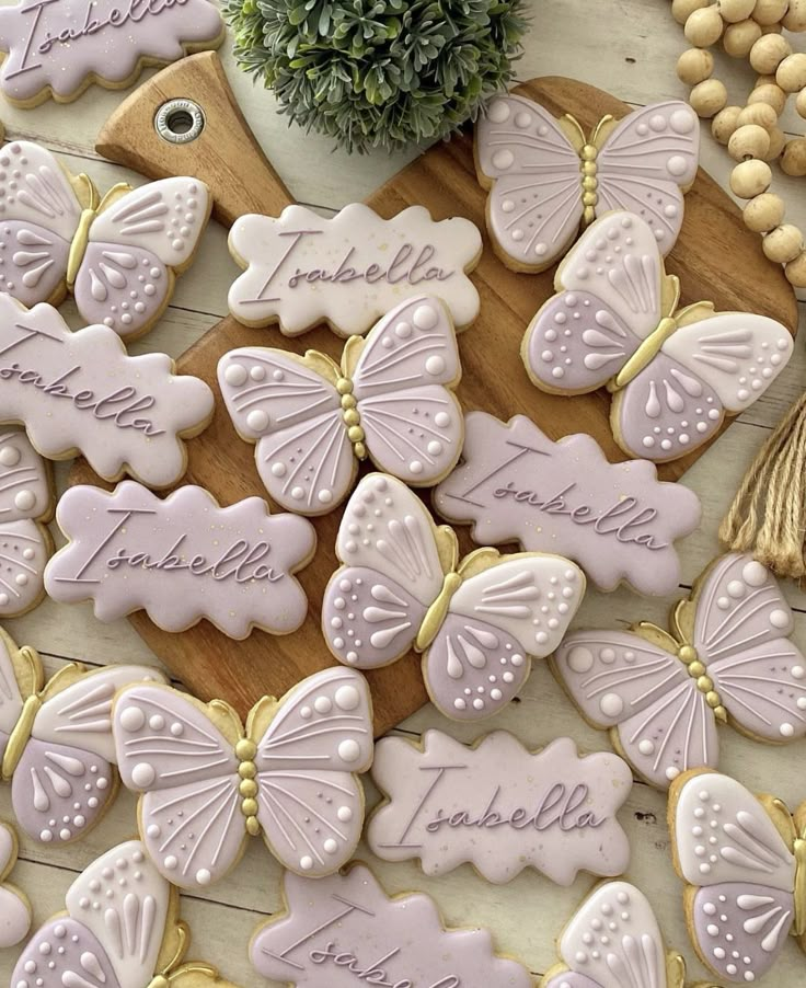 Pin by Kelly Cali on Cookies - Butterflies | Butterfly baby shower ...