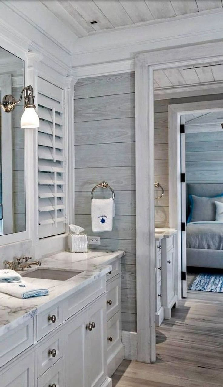 62+ Marvelous Lake House Decor Ideas Beach house bathroom, Beach