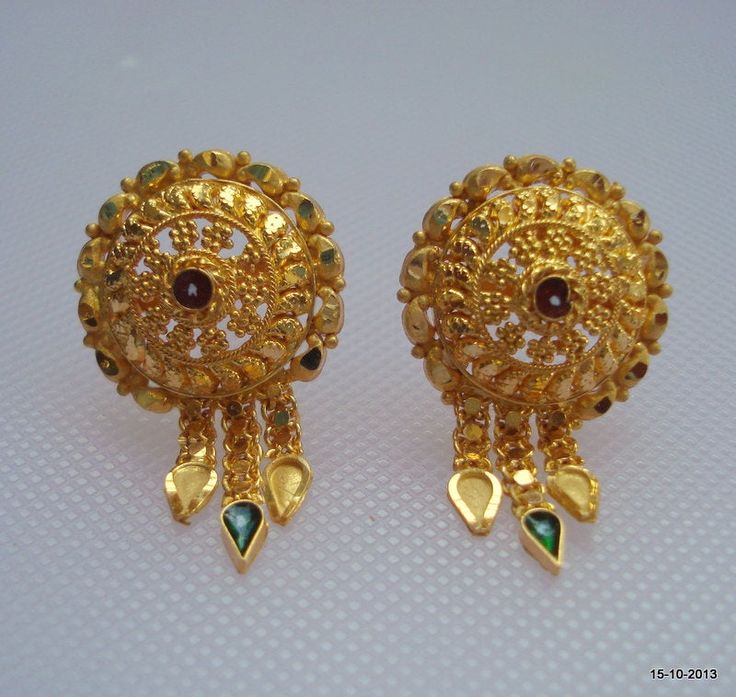 "TRADITIONAL DESIGN 20k GOLD EARRING PAIR EAR STUD FROM RAJASTHAN INDIA, GREAT HANDMADE DESIGN, MADE OF SOLID 20 CARAT YELLOW GOLD, GOOD FOR JEWELLERY COLLECTION. Height max. - 2.7 cm(1\") width max.- 1.5 cm(0.6\") weight - 4.8 grams Material - 20k solid yellow gold." Traditional Gold Plated Plug Earrings For Weddings, Traditional Gold Plug Earrings For Anniversary, Traditional 22k Gold Earrings For Anniversary, Gold Meenakari Earrings For Anniversary, Traditional Gold Plug Earrings For Gift, Traditional Yellow Gold Plug Earrings For Gift, Traditional Yellow Gold Plug Earrings As Gift, Festive Gold Plug Earrings As Gift, Festive Gold Plug Earrings Gift