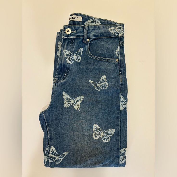 Brand: Blue Savvy Size: 9/29 Condition: Never Worn Material: Jean With Butterfly Prints Color: Blue With White Butterflies Super Cute Trendy Spring Butterfly Print Bottoms, Trendy Butterfly Print Bottoms For Spring, Jeans With Butterflies, Eras Tour Fit Ideas, Butterfly Halloween Costume, Butterfly Jeans, Ears Tour, Butterfly Halloween, Butterfly Clothes