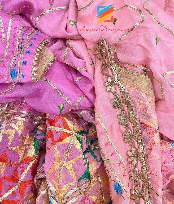 3D Aari Work Pink Peach Shades Phulkari Gotta Patti Lace.

 Entdecken Sie mehr SAMTSCHAL , DUPATTA , PHULKARI





 📦 Unübertroffener KOSTENLOSER weltweiter Versand von Kanada in die USA, nach Europa, Australien, Neuseeland, Norwegen, Belgien, Dänemark, Spanien, Italien, Frankreich und überall sonst.

 ⭐️⭐️⭐️⭐️⭐️ 5-Sterne-Kundenbewertungen

 Manpreet, Italien ⭐️⭐️⭐️⭐️⭐️

 Sie ist sehr nett ☺️ Sie versteht Ihre Bedürfnisse, 👏 schneller Versand 📦 und ein tolles Set, es gefällt mir wirklich 😍 Pink Anarkali Set With Gota Work For Navratri, Pink Semi-stitched Anarkali Set For Festivals, Pink Anarkali With Gota Work, Pink Anarkali With Gota Work Traditional Wear, Pink Saree With Gota Work, Transitional Multicolor Sharara With Dupatta, Festive Pink Chanderi Anarkali Set, Pink Bollywood Anarkali Set With Gota Work, Pink Gota Work Sets For Diwali