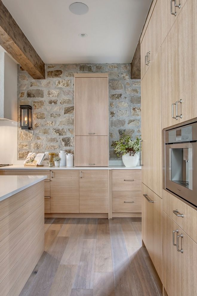 the kitchen is clean and ready to be used as an appliance for cooking