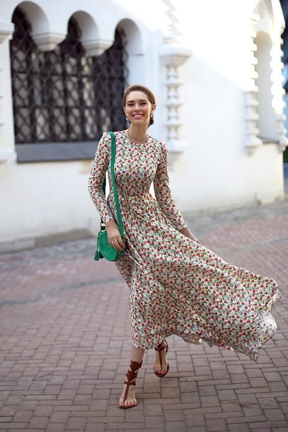 Italian Summer Dresses, Mode Tips, Cute Dress Outfits, Looks Street Style, Maxi Robes, Italian Summer, Hippie Outfits, 가을 패션, Cute Simple Outfits