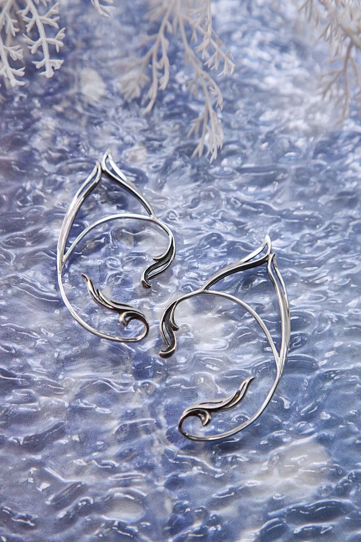 Elf Ear Cuff Silver Elven Ear Wrap No Piercing Fairy Earring - Etsy Norway Fairy Earring, Jade Character, Fae Wedding, Elf Earrings, Elven Ears, No Piercing Earrings, Ear Cuff Silver, Character Moodboard, Elf Ear Cuff