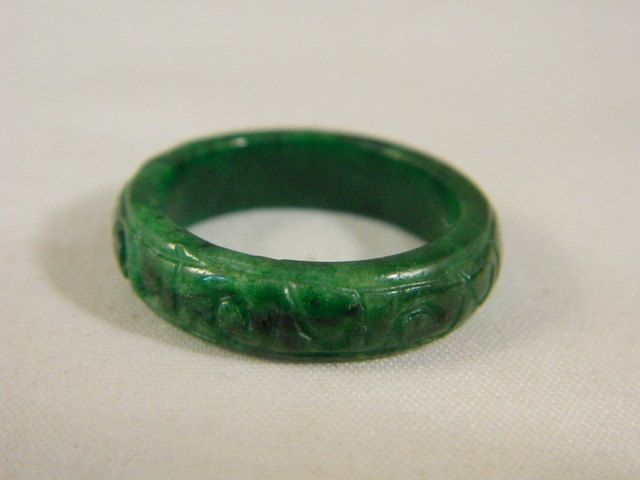 Vintage Solid Dark Green Jade Ring / Asian Carved Green Jade Ring / Large Wave Carved All Jade Ring Size 10 by VintageBaublesnBits on Etsy Green Jade Ring, Large Waves, Crashing Waves, Jade Ring, Green Jade, Size 10 Rings, Vintage Ring, Jade Green, Vintage Rings