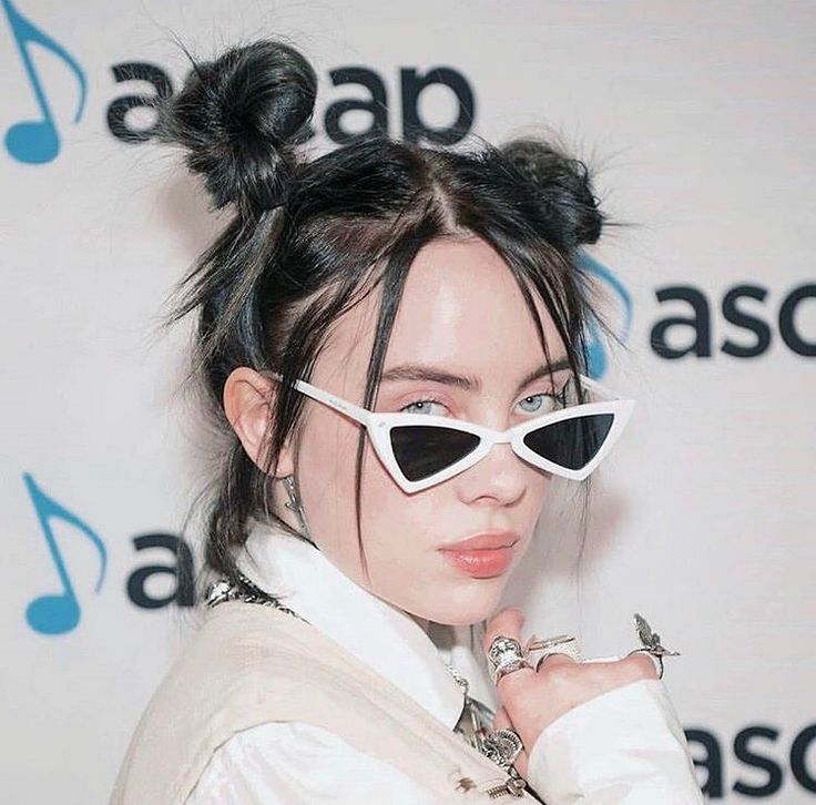 Billie Eilish, Cat Eye Sunglasses, Black Hair, Girl, Instagram, Pop ...