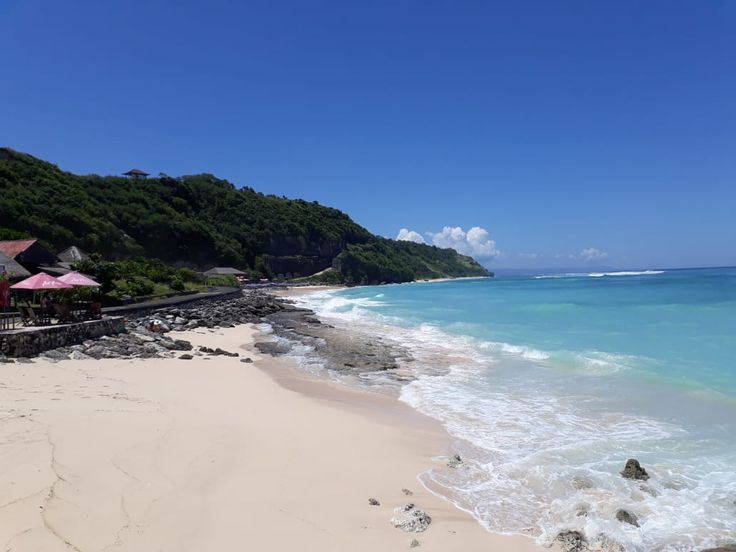 the beach is clean and ready for us to enjoy it's own private area