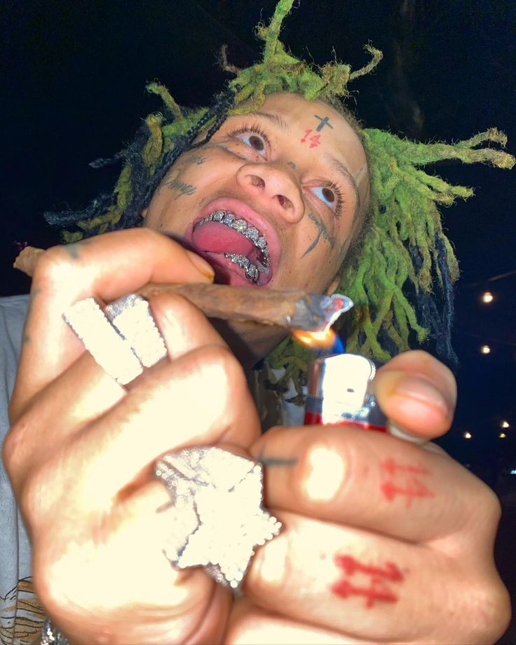 Trippie Redd - Love Scars 4 (Lyrics) Trippie Red, Rap Wallpaper, Lil Uzi, Rap Aesthetic, I Love You Baby, Love You Baby, Chilling With Friends, Don't Give Up, Chorus