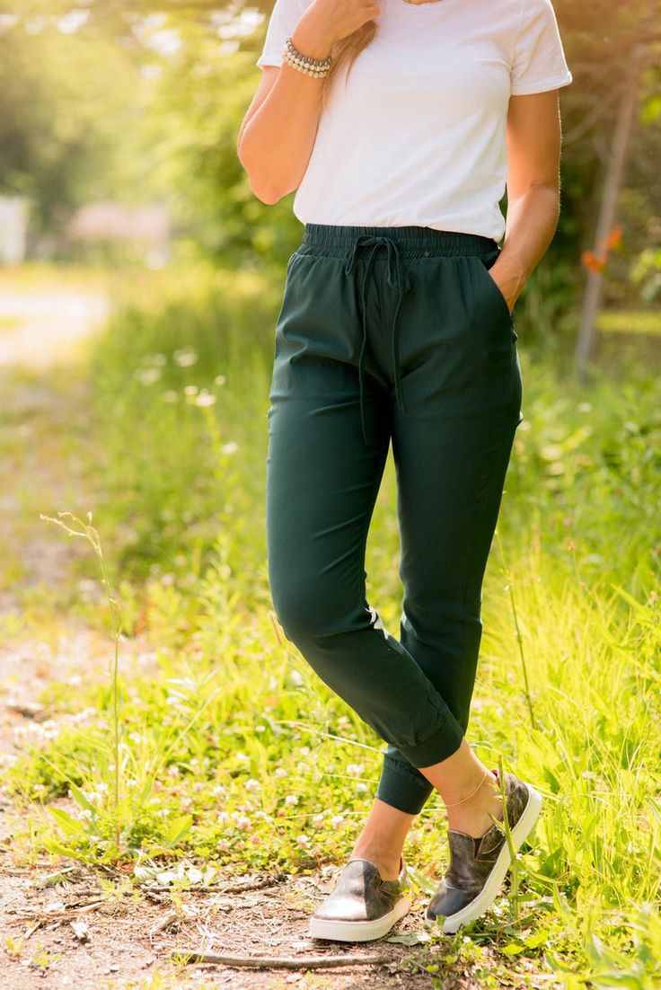 Casual Spring Joggers With Pull-on Style, Casual Spring Joggers, Casual Green Sweatpants With Elastic Side Panels, Casual Green Pants With Elastic Side Panels, Trendy Spring Everyday Joggers, Casual Joggers For Leisure, Casual Joggers With Elastic Waistband For Leisure, Trendy Joggers With Ribbed Waistband For Leisure, Stretch Pants With Elastic Cuffs For Jogging