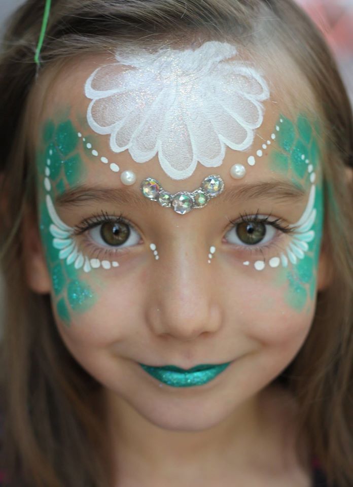 Mermaid Princess Mermaid Face Paint, Mermaid Party Ideas, Princess Face Painting, Obličejov�é Masky, Hair Rainbow, Dengeki Daisy, Face Painting Easy, Kids Face Paint, Mermaid Theme Party