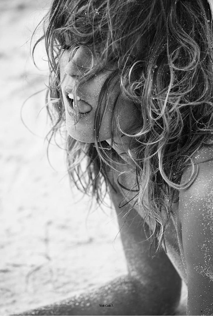 Sandy hair. Don't care. Sugarhigh Lovestoned, Sandy Hair, Behind Blue Eyes, Salty Hair, Beach Beauty, Surfer Girl, Beach Hair, Beach Babe, Image Photography