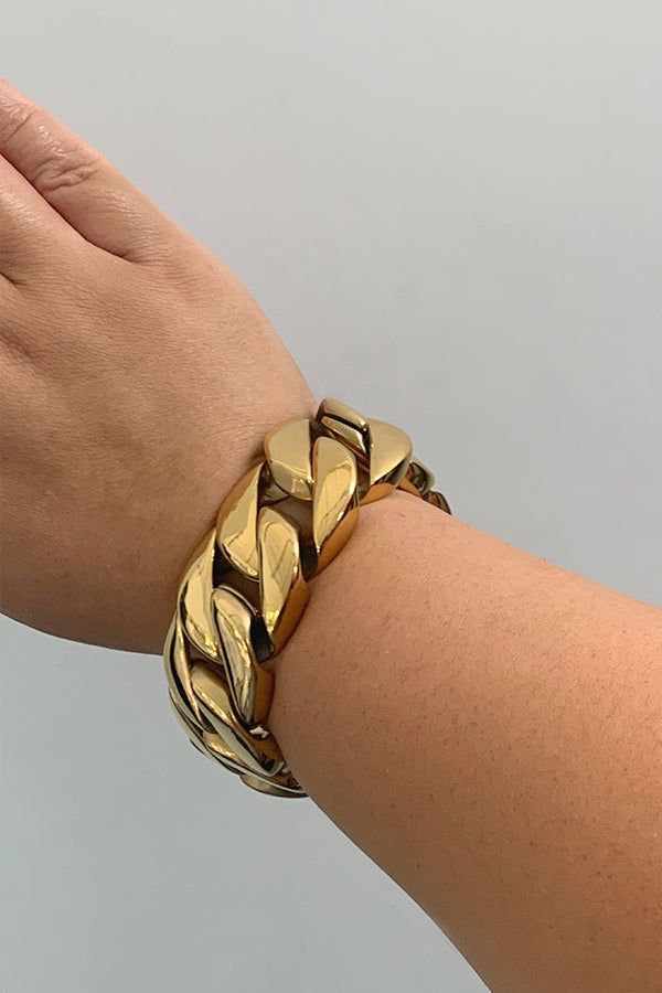 Biggie-Thick Gold Link Bracelet Big Gold Bracelet, Photoshoot Moodboard, Jewelry Promotion, Gold Link Bracelet, Gold N, Gold Link, Bangle Bracelets With Charms, Gold Bangle Bracelet, Cuban Chain